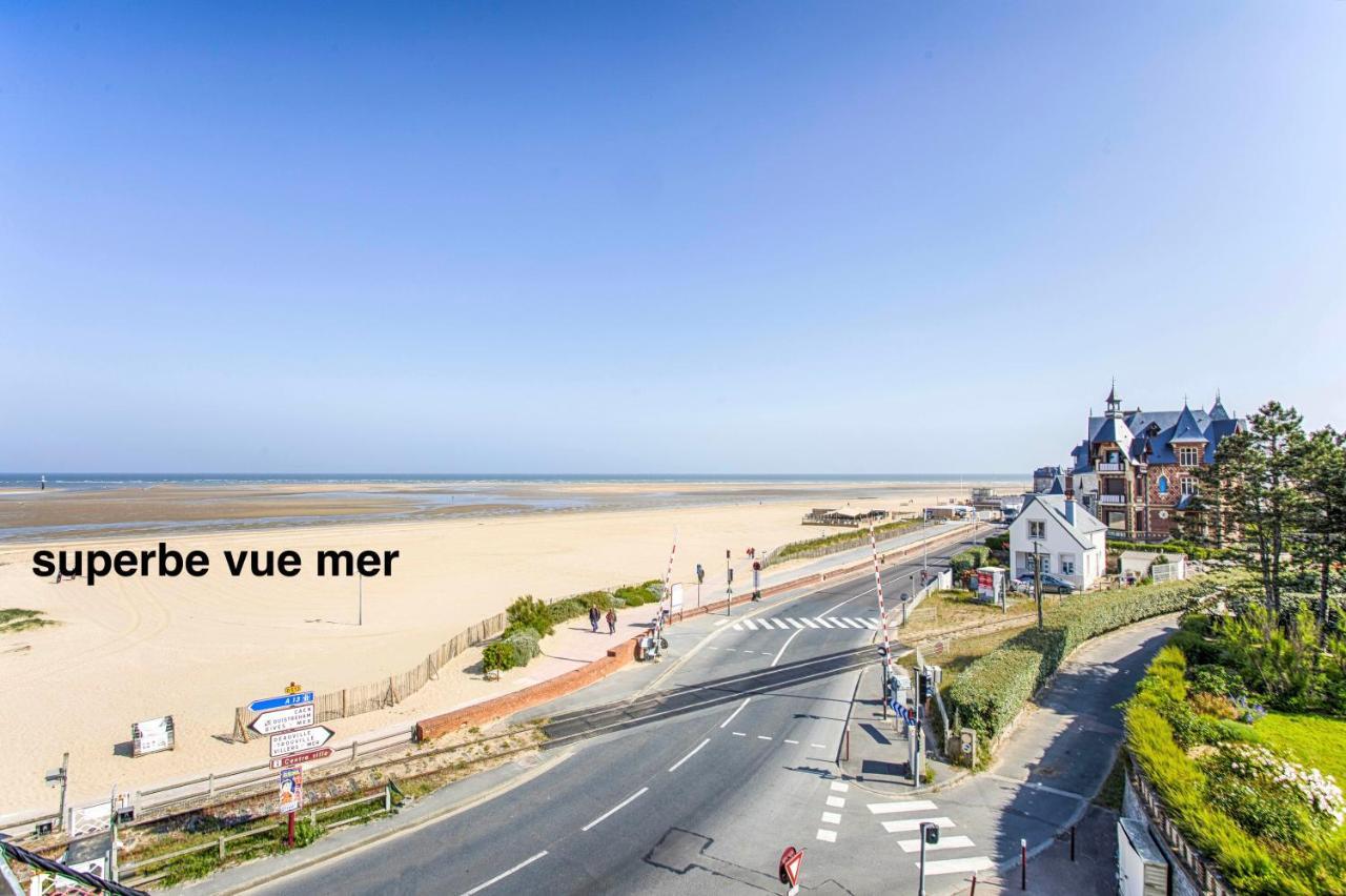 Residence La Vague- Appartements Grand Confort -Vue Mer - 2 A 6 Personnes Houlgate Esterno foto