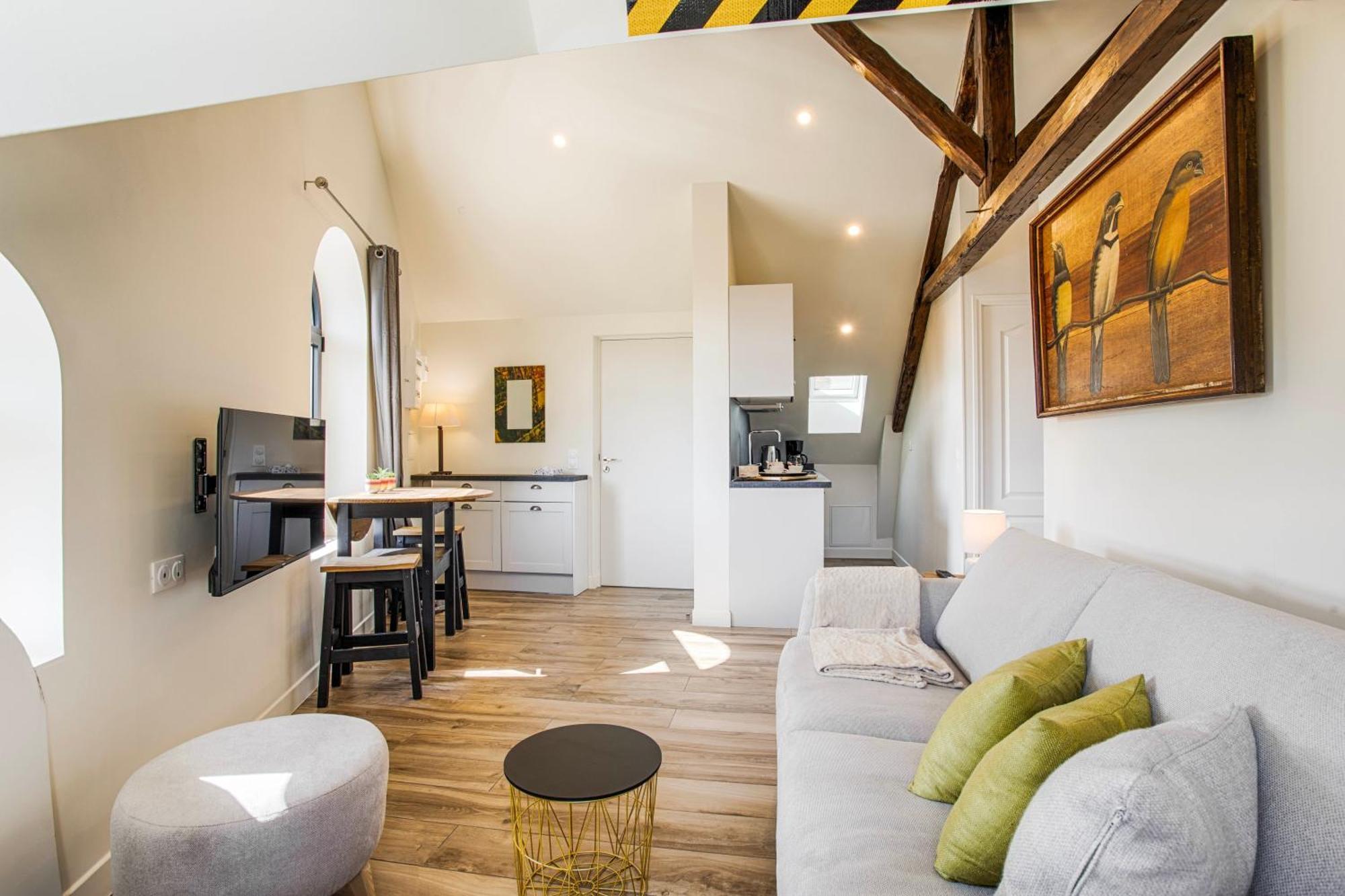 Residence La Vague- Appartements Grand Confort -Vue Mer - 2 A 6 Personnes Houlgate Esterno foto